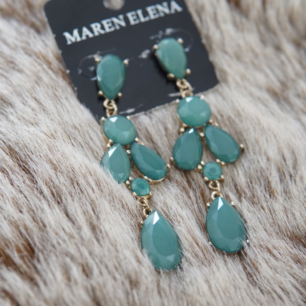 Fashion drop earrings